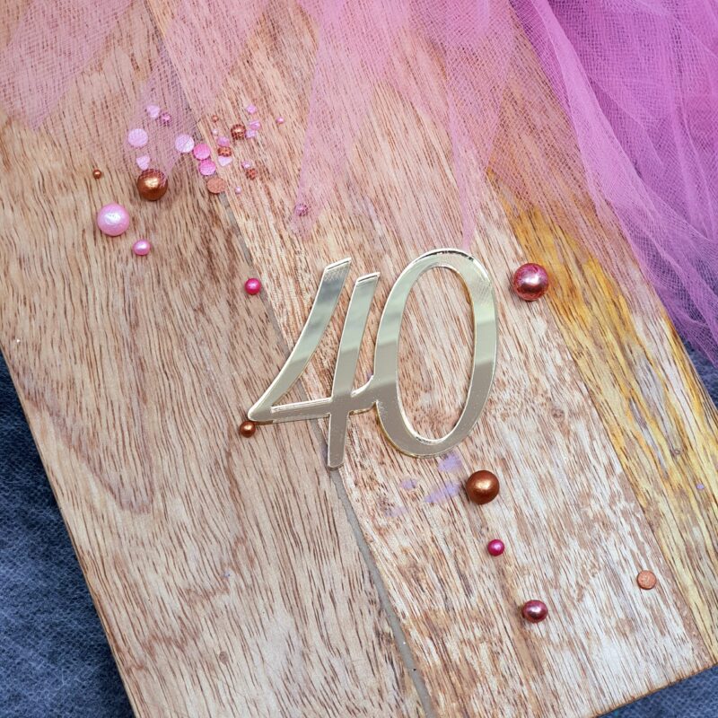 Cake decor 40 Goud  h:5cm  Miniowe Formy 3D