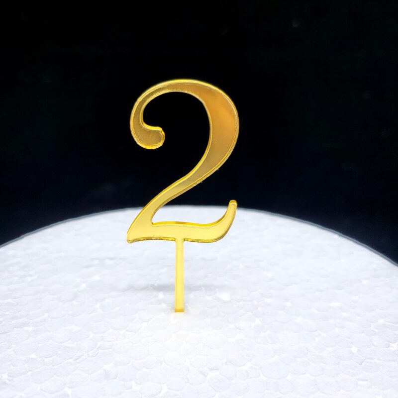 Cake - cupcake - topper klein goud 2