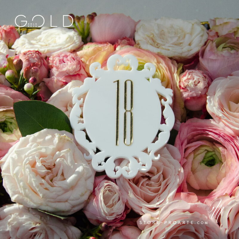 Baroque frame 18e verjaardag taartdecor wit/goud