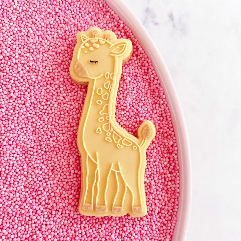 safari giraffe ohmy cookie stamps