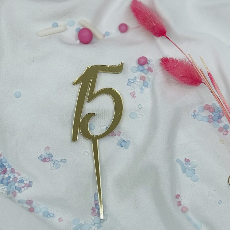Cijfer 15 Cake Topper Goud 5cm
