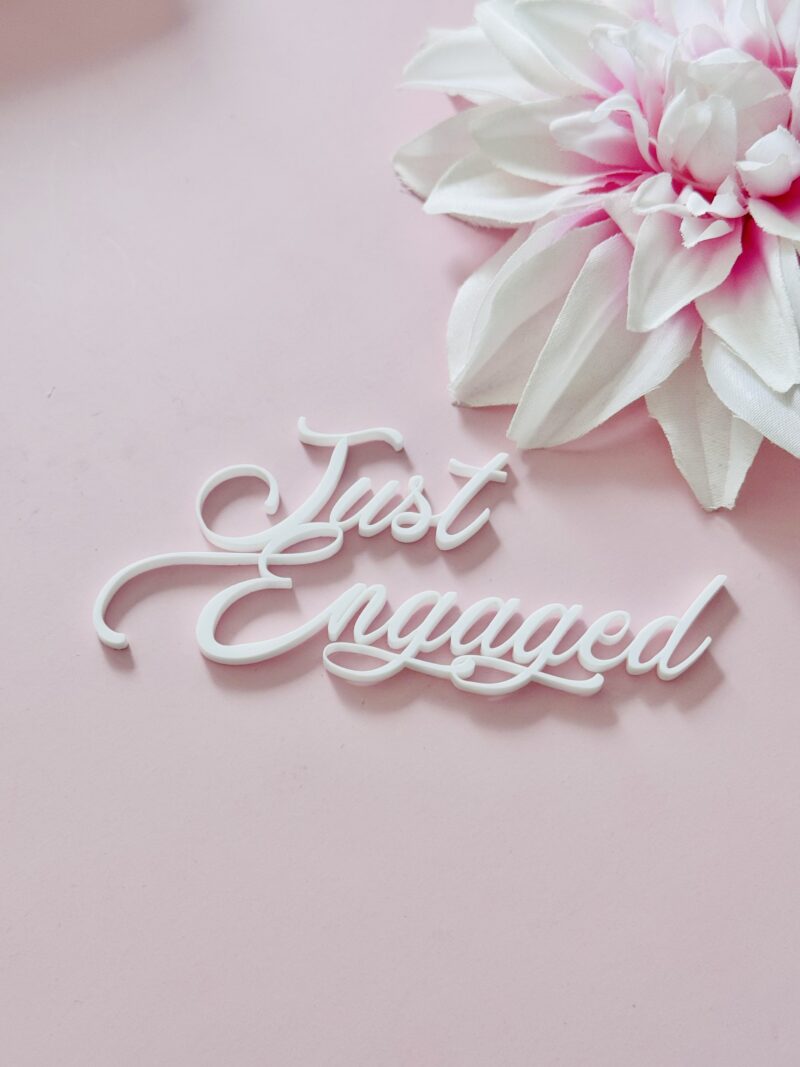 Just engaged cake decor -cake topper