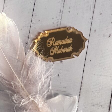 Ramadan Mubarak decorative gegraveerde gouden decor  5,5x3,2cm cm