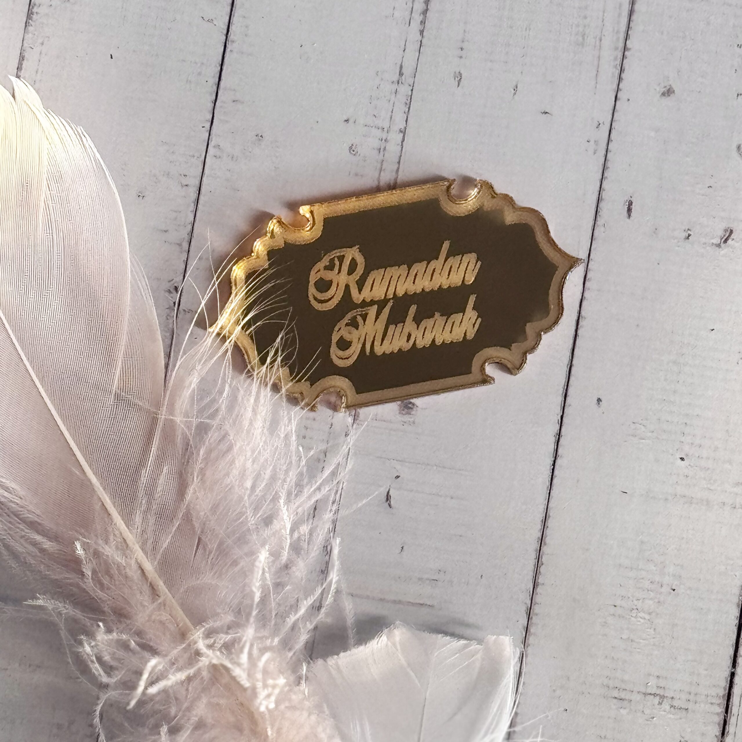 Ramadan Mubarak decorative gegraveerde gouden decor 5,5x3,2cm cm